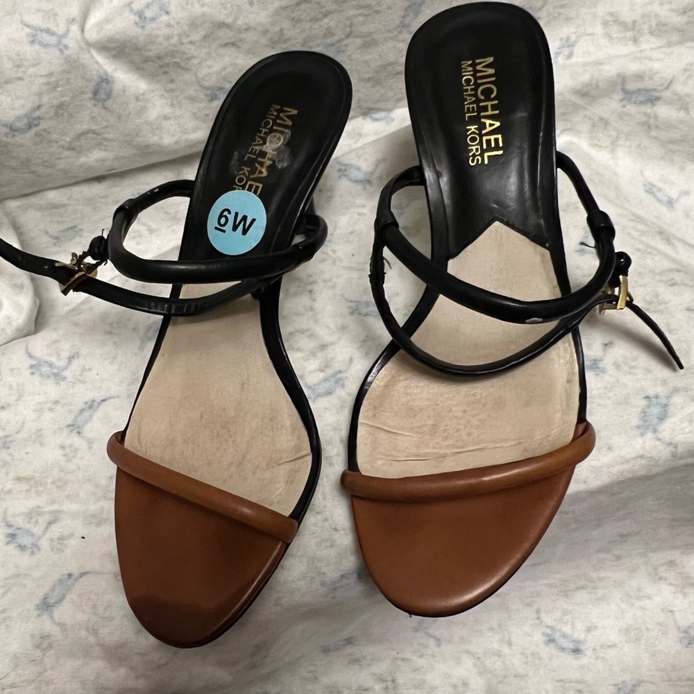 Michael Kors Kitten Heel Sandals size 6M,  3 tone colors